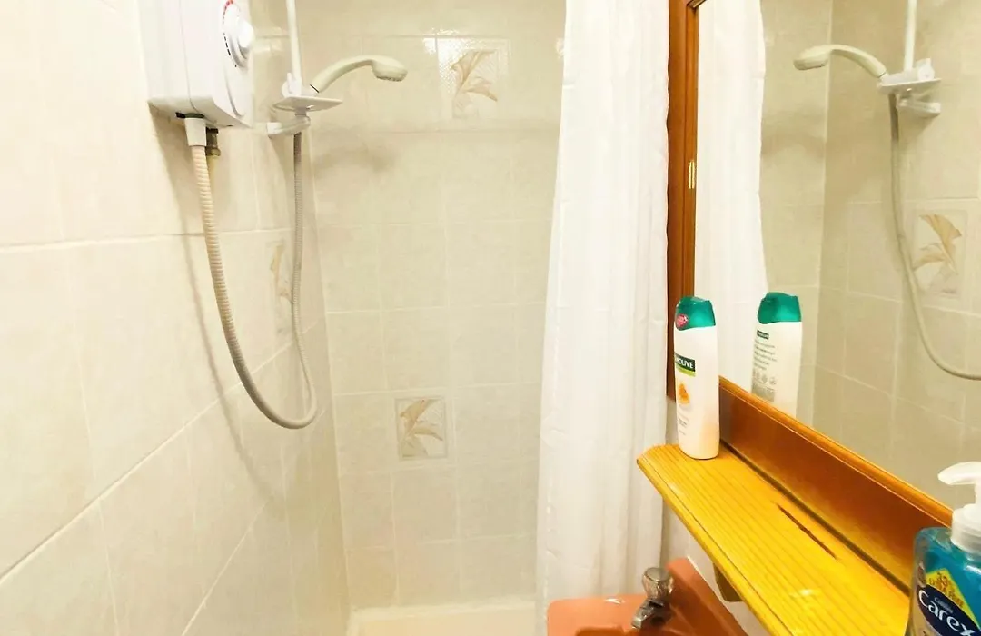 Beach Blackpool Hotel - Great Location, Comfortable Beds-1